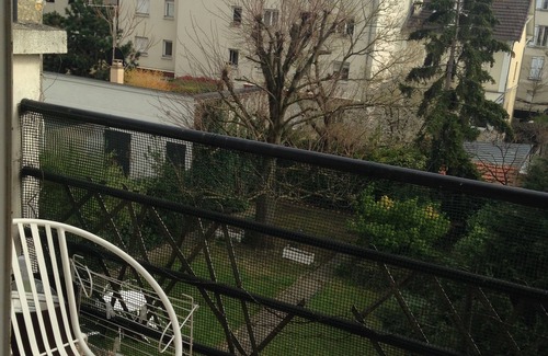 La Garenne-Colombes Apartamento | 5 'The Defense y 17' ParisSt-Lazare, jardín de 90 m2 y estacionamiento