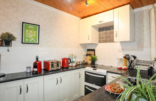 Gallt Y Foel Casa | 5 THOMAS STREET, family friendly, with a garden in Llanberis