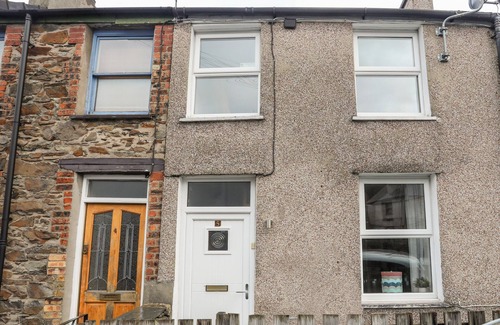 Gallt Y Foel Casa | 5 THOMAS STREET, family friendly, with a garden in Llanberis