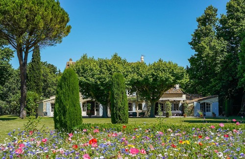 St.-Remy-de-Provence Casa | 5 a 9BR / 7BA House w Pool, AC, 8 Acres - Saint Remy Area (Tenis en 2020) !!!!