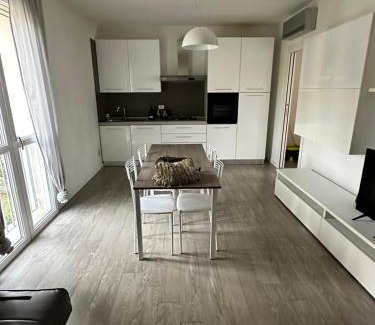 Pavia Apartamento | 5 Via Francana