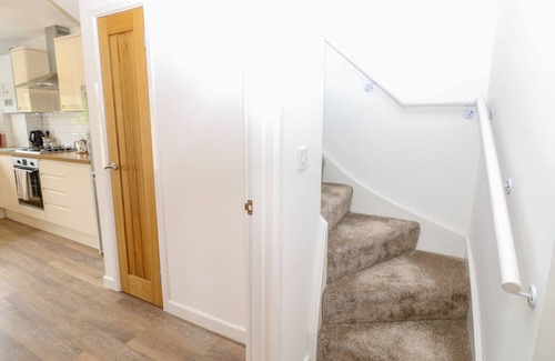 Freshwater Cabaña | 5 Yarmouth Cottages