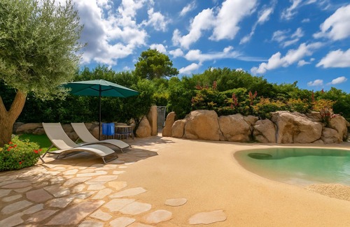Pittulongu Villa | A 50 metros del mar con piscina