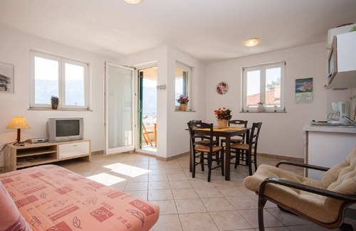 Baska Apartamento | A 50 metros de la playa de guijarros