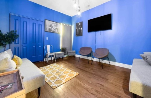 Grand Boulevard Condominio | 50 Shades Of Blue Suite
