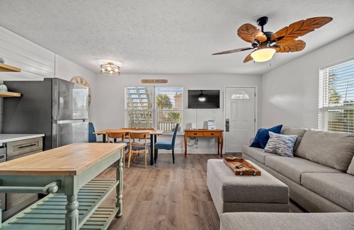 Bahama Beach Casa | 500 Feet to Beach, charming costal decor!