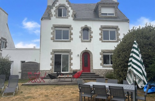 Plobannalec-Lesconil Chalet De Esquí | 500 m de la playa – Preciosa casa 8 adultos 1 niño