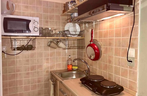 Agios Panteleimonas Casa | 500Mbps WiFi/Studio 1min from Attiki metro station