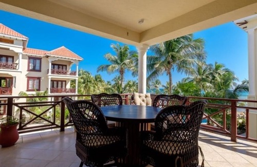 San Pedro Condominio | Suite de lujo con vista al mar en el segundo piso