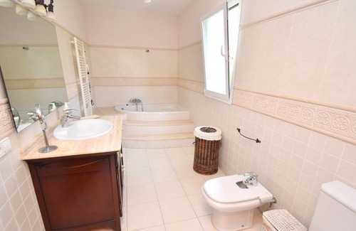 Montgo de Toscamar Chalet De Esquí | 5050 Casa Pascualita