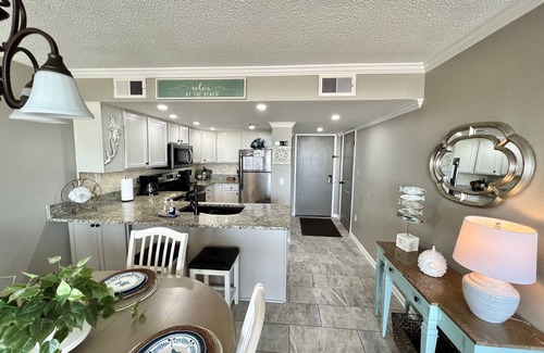 Gulf Shores Condominio | 507 "A" Relaxing Bliss! July 18-22 Open!Book Soon!
