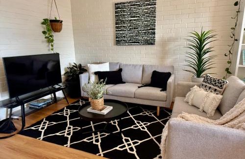 Maylands Apartamento | 508 Light And Delightful 1br Balcony-parkng-pool