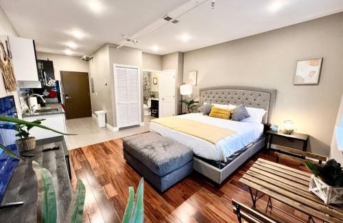 Logan Square Apartamento | 508 Urban Lifestyle king bed APT in Center CITY