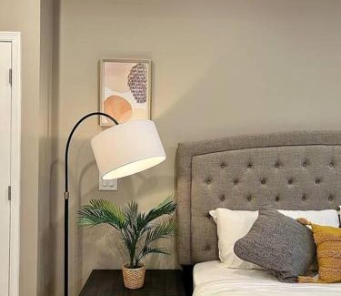 Logan Square Apartamento | 508 Urban Lifestyle king bed APT in Center CITY