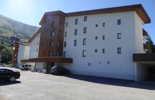 Mont-de-Lans Apartamento | 200m de los comercios, 3.o piso, balcón, tv, local para esquís, 29m², Les 2 Alpes