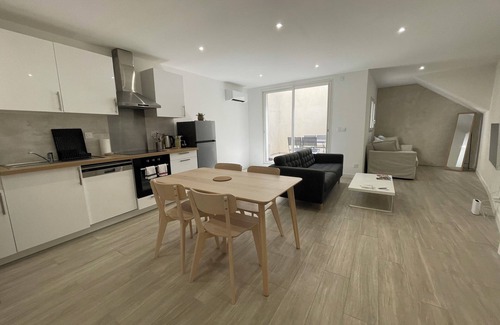 Valence Apartamento | 50m2 apartment sleeps 4 Terrace