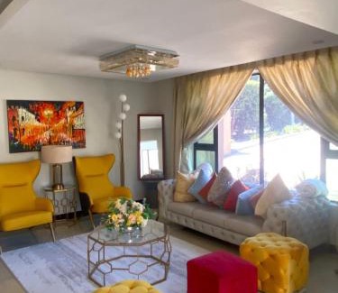 Trawal Casa | 51 on Regency