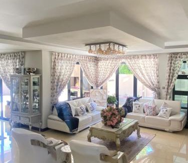 Trawal Casa | 51 on Regency