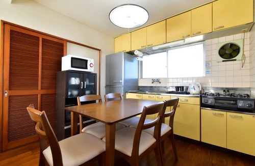 Ota-Kami Machi Apartamento | 52 JapaneseWesternstyle room LDK Cleaning 1 - JapaneseWestern style room LDK 52m2 5 people can stay 4 minutes walk from the nearest station 1 free parking lot Building A 101 / Takamatsu Kagawa