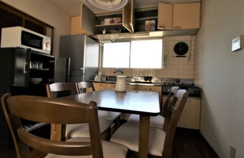 Ota-Kami Machi Apartamento | 52 JapaneseWesternstyle room LDK Cleaning 1 - JapaneseWestern style room LDK 52m2 5 people can stay 4 minutes walk from the nearest station 1 free parking lot Building A 101 / Takamatsu Kagawa
