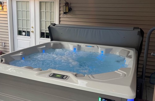 Long Pond Casa | Retiro privado de 5200 pies cuadrados de lujo en Pocono con HOT TUB, SAUNA y G