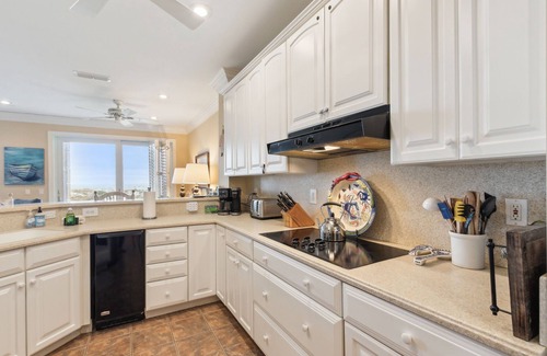 American Beach Condominio | 5209 Sea Chase - 3 BR Oceanfront Townhome