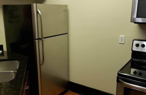 Fuquay-Varina Apartamento | 523 D - Downtown Apartment Next to Brewery