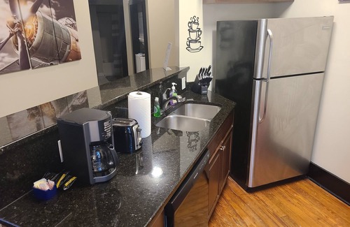 Fuquay-Varina Apartamento | 523 D - Downtown Apartment Next to Brewery