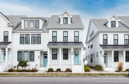 Northeast Virginia Beach Casa | 525 The Back Bay House