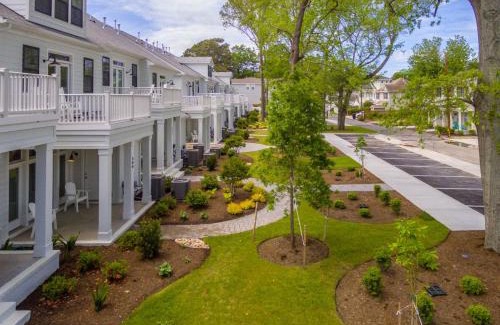 Northeast Virginia Beach Casa | 525 The Back Bay House