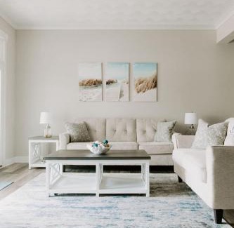 Northeast Virginia Beach Casa | 527 The Cape Henry House