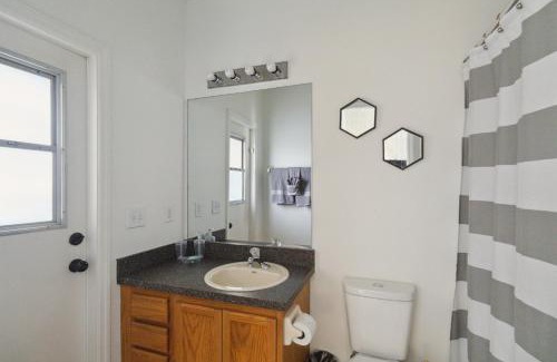 Sunset Ridge Casa | 53 Pool Home Located In Sunset Ridge Community!
