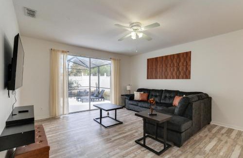 Sunset Ridge Casa | 53 Pool Home Located In Sunset Ridge Community!