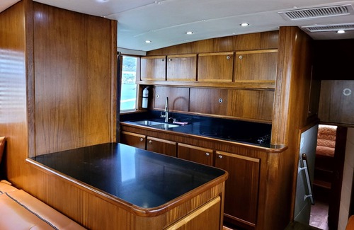 Bouvet Island Alquiler De Eote | 54' Destiny in Rodney Bay Marina