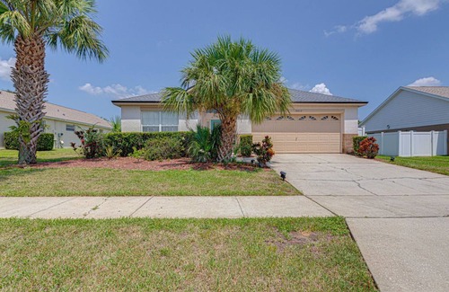 Orange Tree Casa | 545 - Beautiful home with private pool and game room. Close to Disney