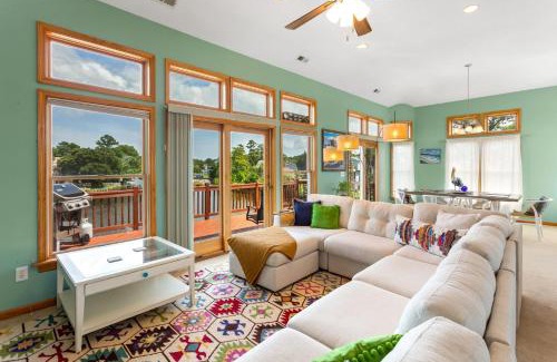 Colington Harbour Casa | 5511 Outer Banks Escape Canalfront