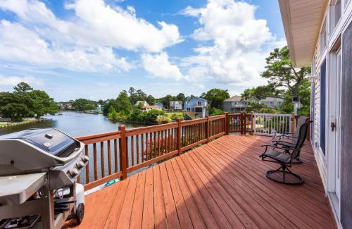 Colington Harbour Casa | 5511 Outer Banks Escape Canalfront