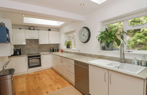 Sheffield Casa | 56 RIVERDALE ROAD, family friendly, with a garden in Sheffield
