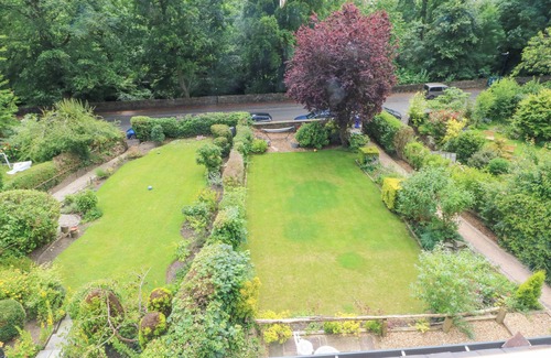 Sheffield Casa | 56 RIVERDALE ROAD, family friendly, with a garden in Sheffield