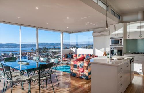 Sandy Bay Villa | 567 Sandy Bay