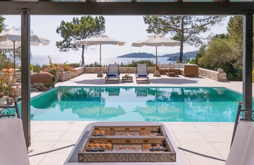 Sivota Villa | 580m² Luxurious Seaside Residence in Syvota(14ppl)