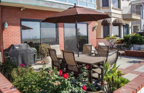 Santa Ana Heights Casa | 5911 Seashore Dr
