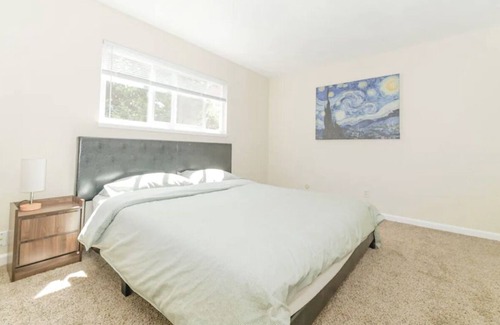 Sacramento Casa | 5B3B | Backyard BBQ | Workstation | RV Driveway