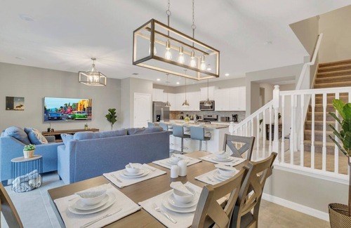 Loughman Casa | 5bd 4.5bth Resort Villa w/ Pool★20mins to Disney