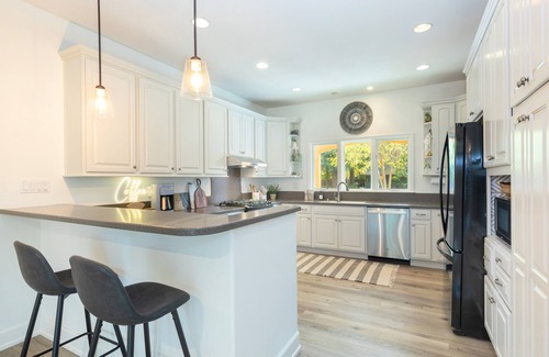 Windsor Casa | 5bd/4ba w/ Poolside Guest House - near Healdsburg