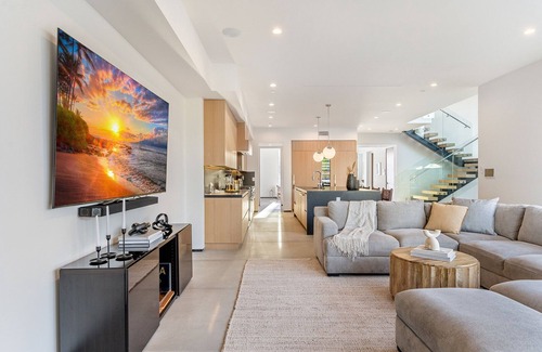 Beverly Hills Villa | 5BDR LUXURY DOHENY VILLA!!