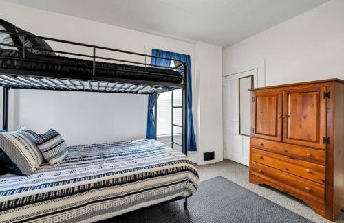 Pittsburgh Casa | 5BDRM GEM with Arcade - Mt Wash
