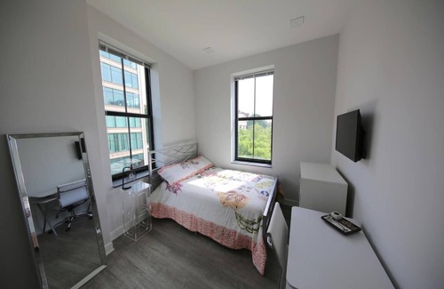 Downtown Apartamento | 5BR 2BA Sleeps 10 Downtown Near CC/Theaters