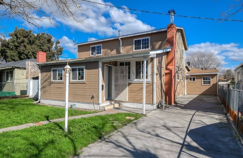 Oakland Casa | 5br / 3ba casa cerca del aeropuerto de Oakland y RaiderStadium