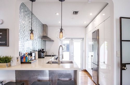 The Roads Casa | 5BR Brickell Bungalow | BBQ |Free Parking|Pet Friendly